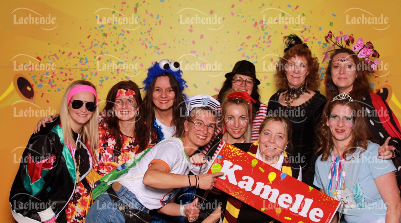 Lachende 08.02.24 18:01 Uhr - 0151