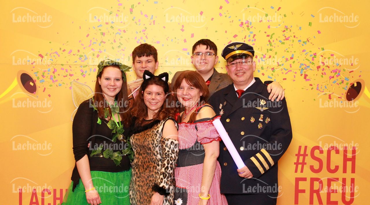 Lachende Kölnarena 03.02.2023 0412