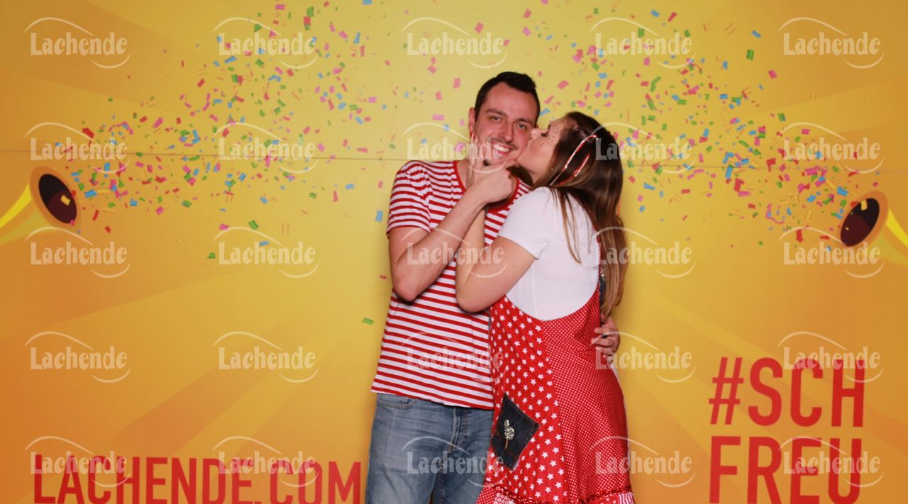 Lachende 08.02.24 18:27 Uhr - 0213