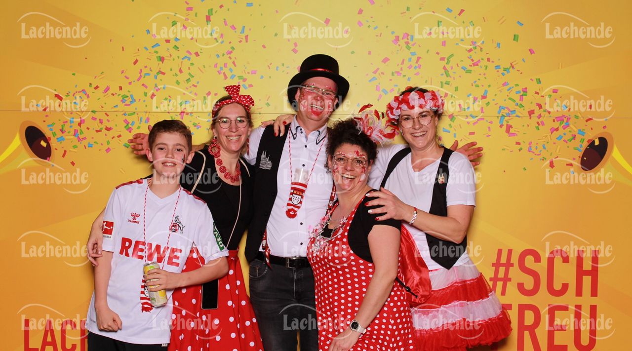 Lachende Kölnarena 09.02.24 22:10 Uhr - 0525