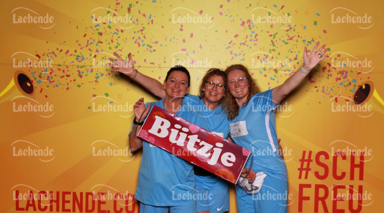 Lachende 08.02.24 20:37 Uhr - 0473