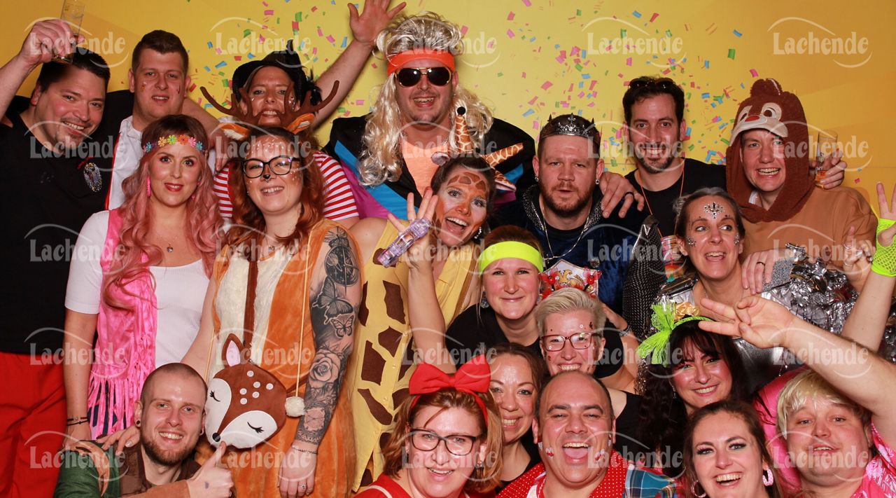 Lachende Kölnarena 09.02.24 21:14 Uhr - 0404