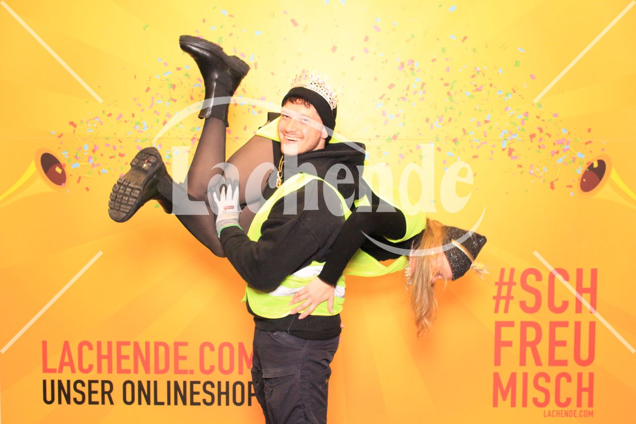 Lachende Kölnarena 14.02.2026 23:30 Uhr - 0611