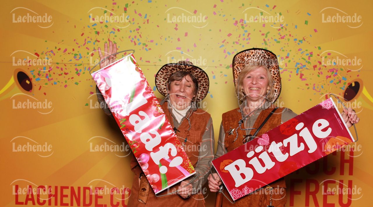 Lachende 08.02.24 19:43 Uhr - 0358