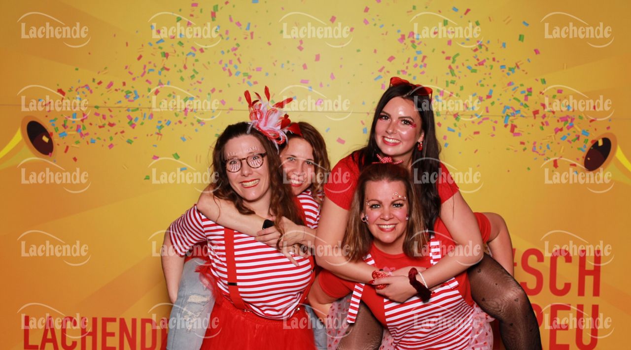 Lachende 08.02.24 18:23 Uhr - 0200