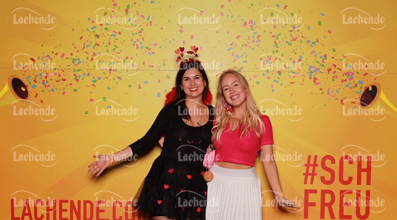 Lachende Kölnarena 11.02.24 19:24 Uhr - 0417