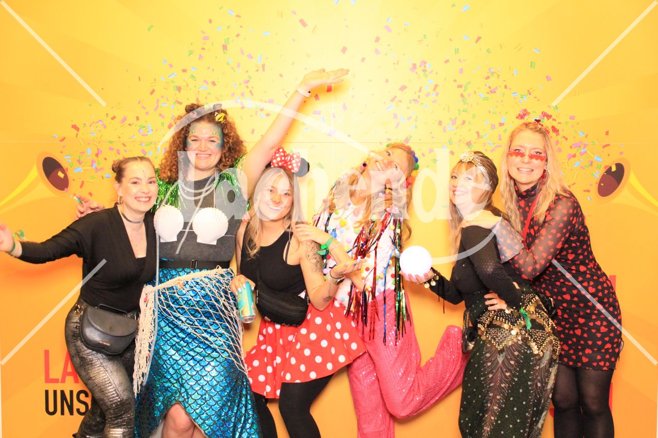 Lachende Kölnarena 13.02.2026 22:19 Uhr - 0462