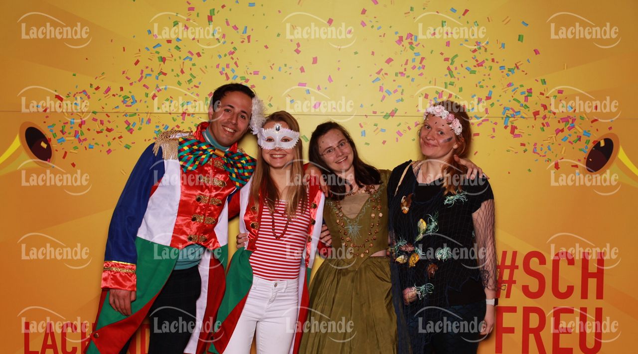 Lachende Kölnarena 09.02.24 21:24 Uhr - 0430