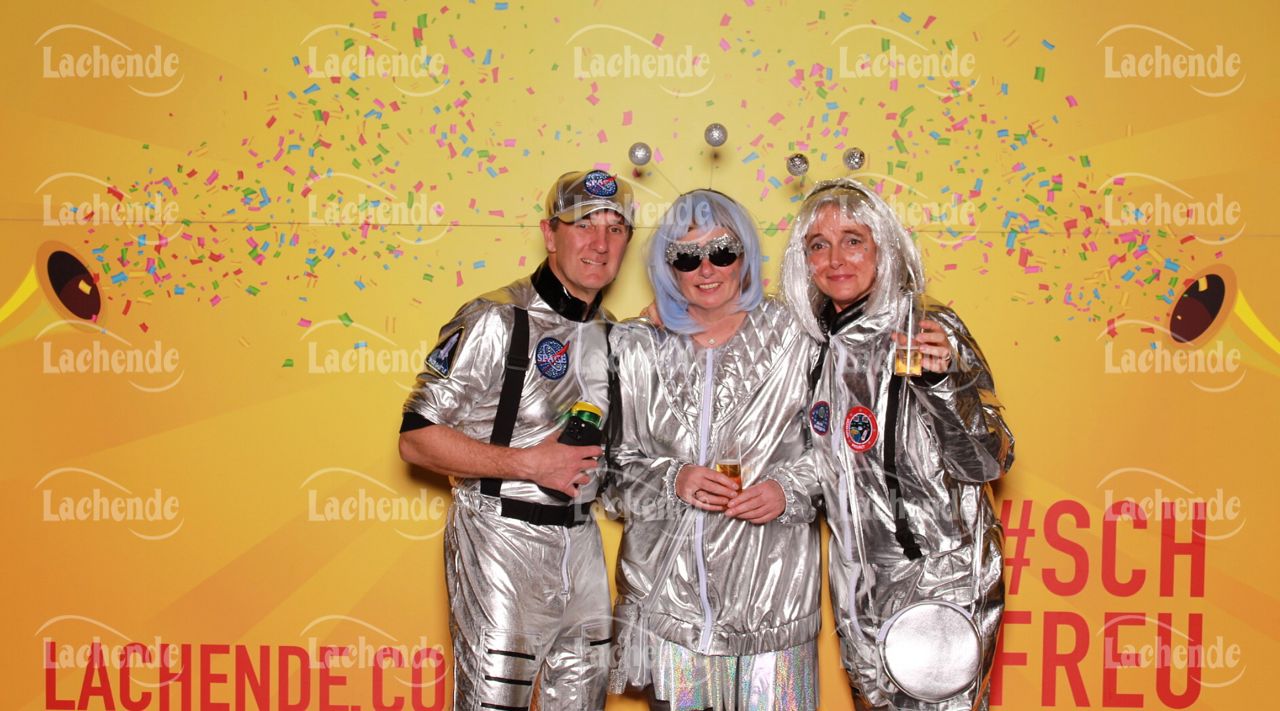 Lachende Kölnarena 10.02.24 19:01 Uhr - 0137