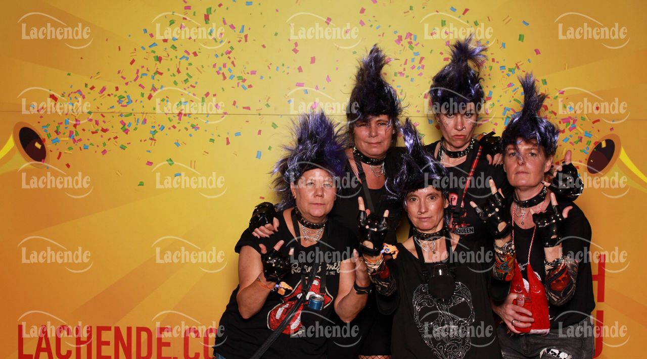 Lachende Kölnarena 11.02.24 16:50 Uhr - 0157