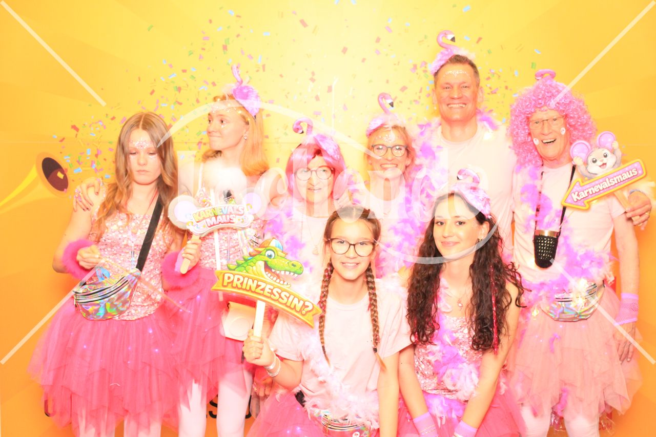 Lachende Kölnarena 14.02.2026 22:39 Uhr - 0566