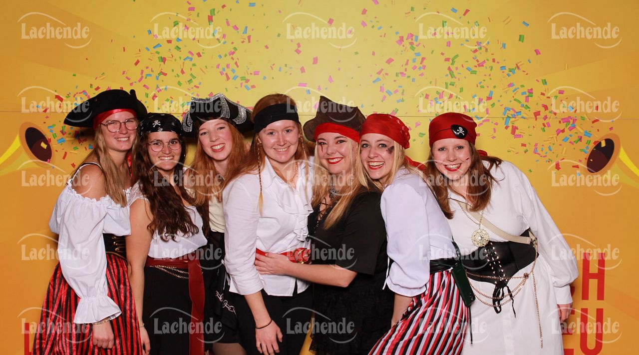 Lachende Kölnarena 09.02.24 19:01 Uhr - 0116