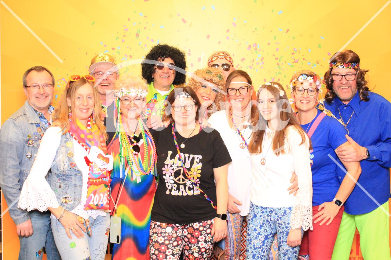 Lachende Kölnarena 06.02.2026 21:12 Uhr - 0215