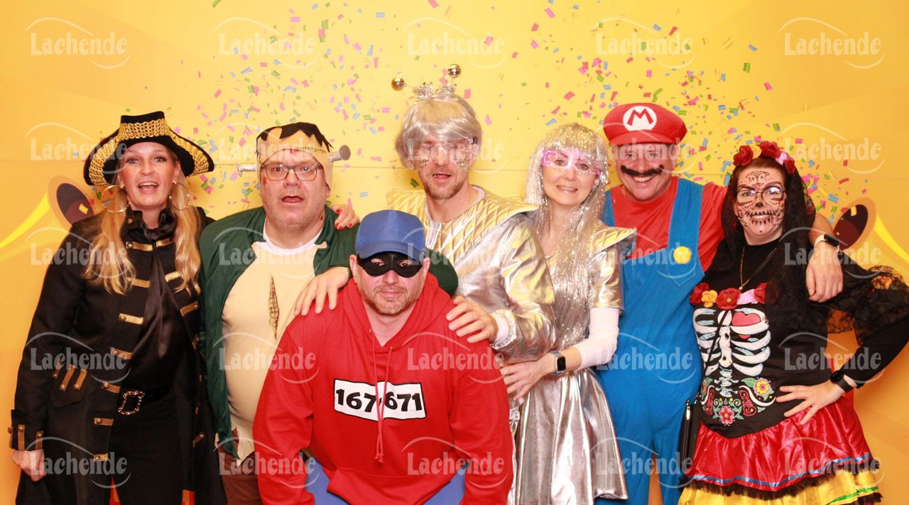 Lachende Kölnarena 18.02.2023 0540