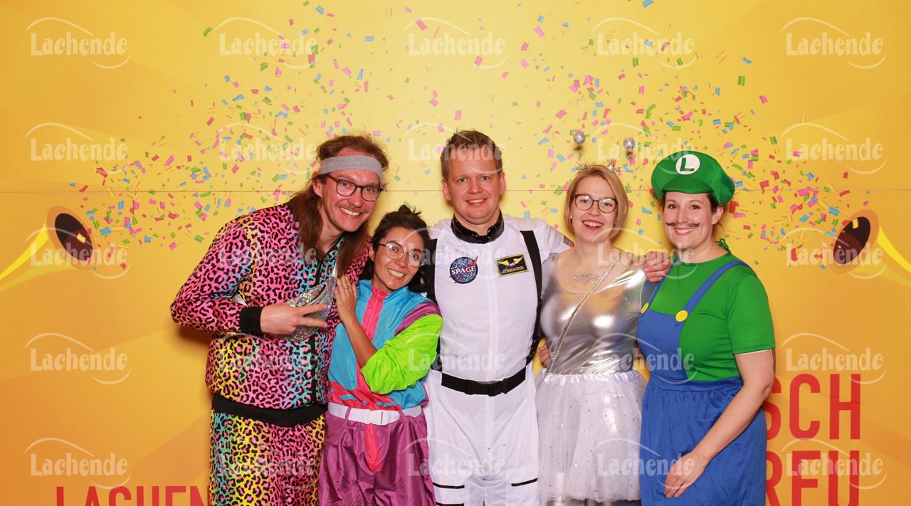 Lachende Kölnarena 28.02.2025 19:47 Uhr - 0210