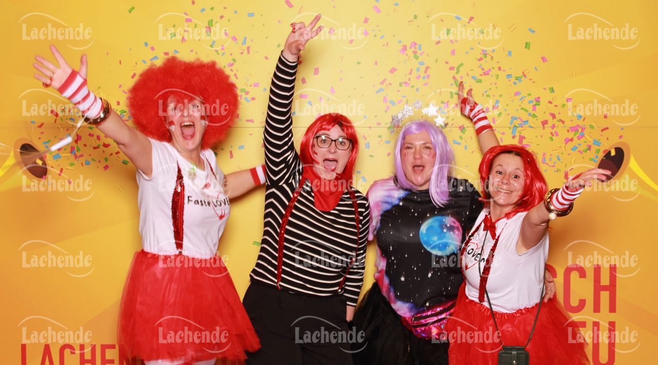 Lachende Kölnarena 27.02.2025 19:13 Uhr - 0243