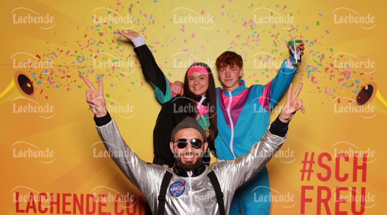 Lachende 08.02.24 19:16 Uhr - 0306