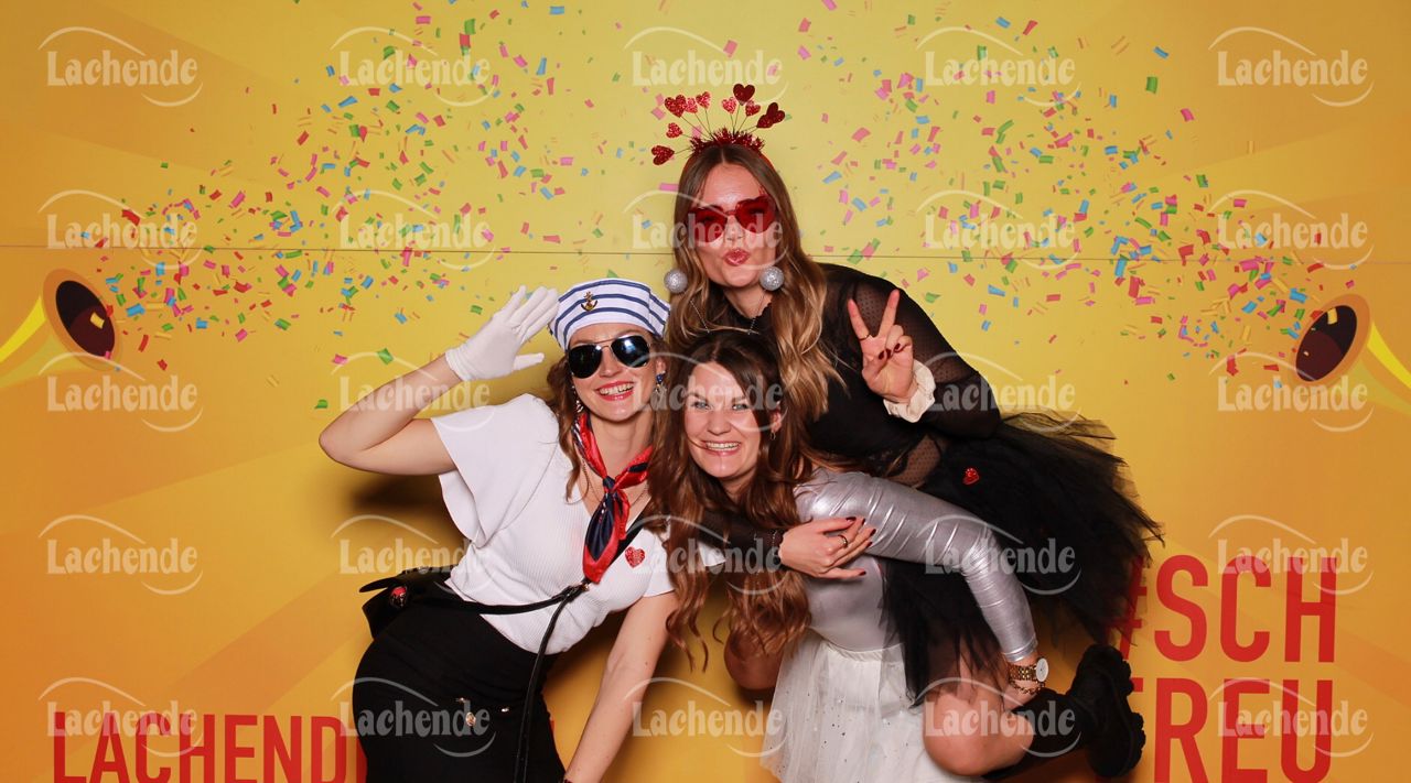 Lachende Kölnarena 09.02.24 21:54 Uhr - 0480