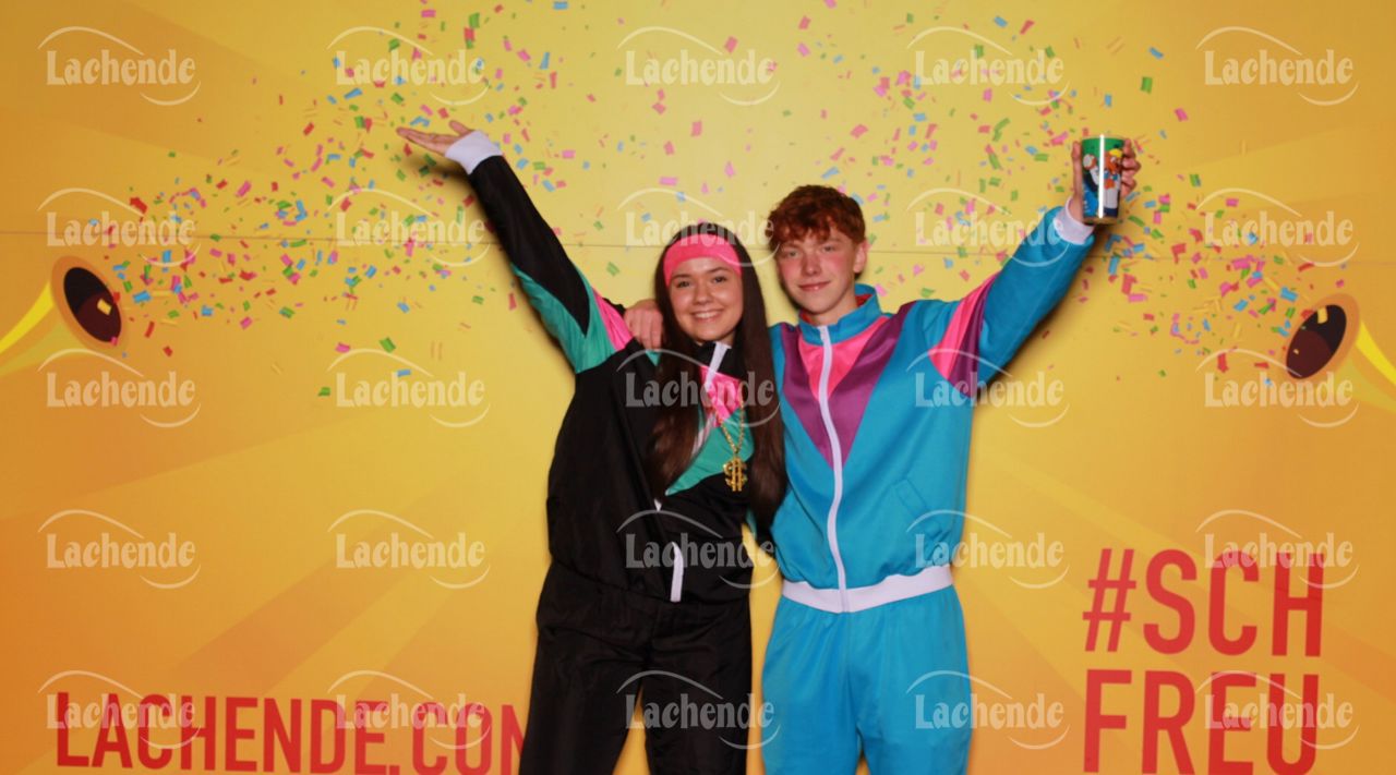 Lachende 08.02.24 19:17 Uhr - 0307