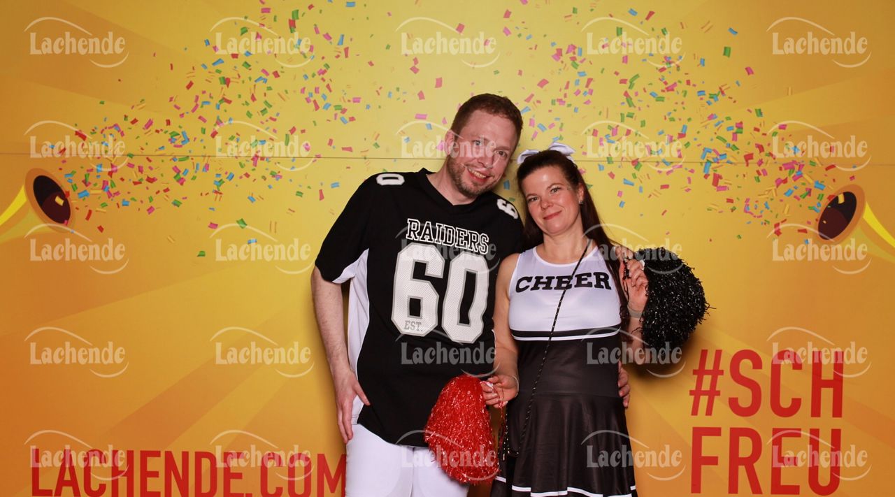 Lachende Kölnarena 10.02.24 21:55 Uhr - 0482