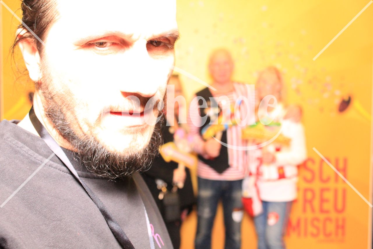 Lachende Kölnarena 15.02.2026 18:38 Uhr - 0320