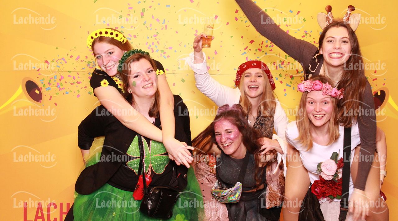 Lachende Kölnarena 10.02.2023 0403