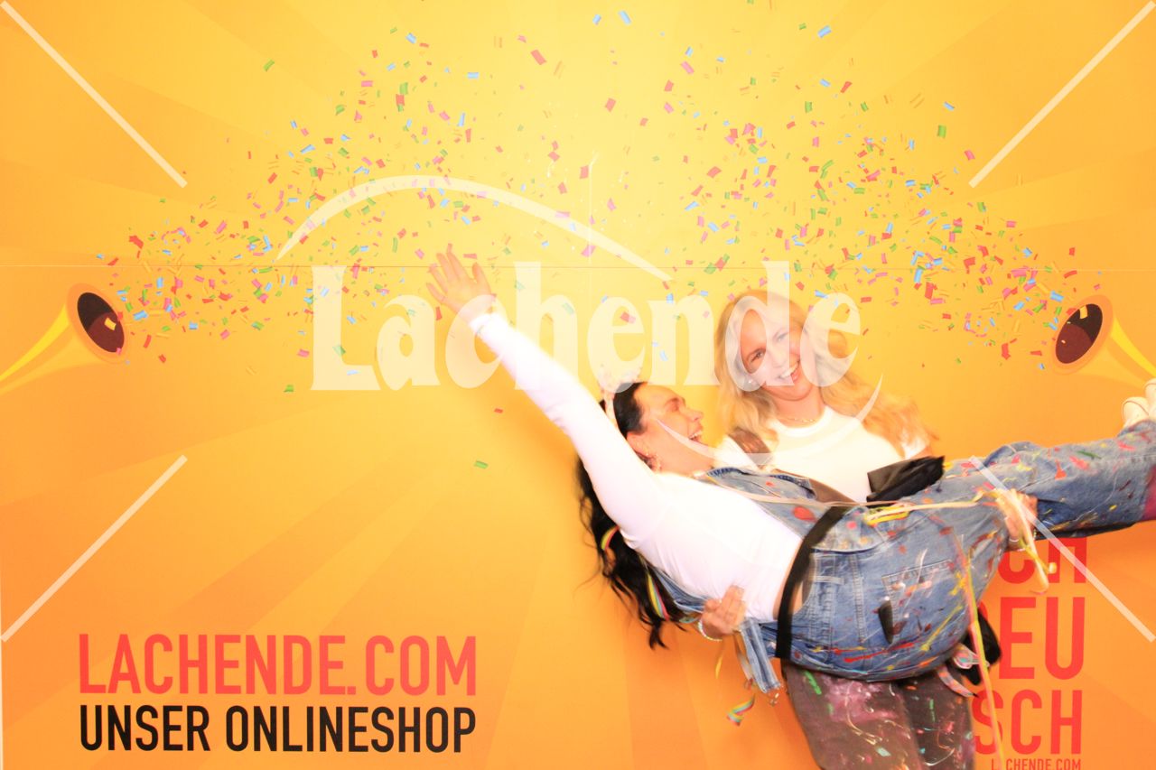 Lachende Kölnarena 12.02.2026 18:23 Uhr - 0300