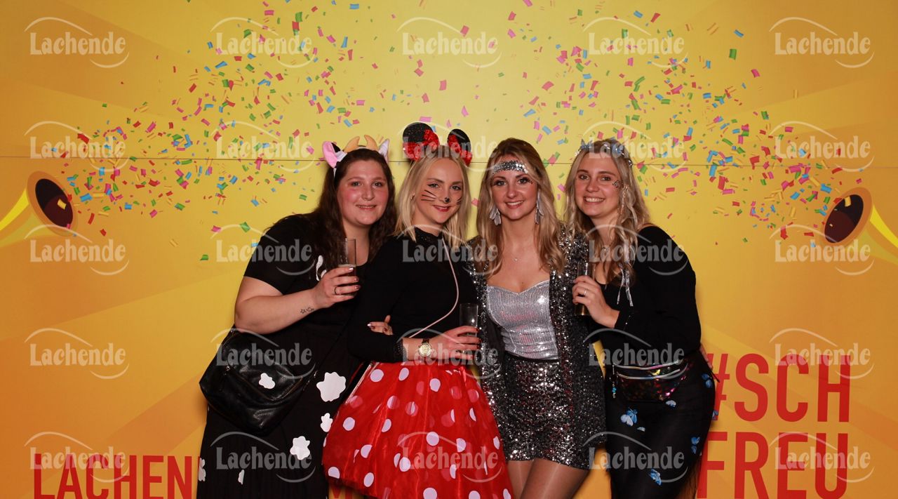 Lachende Kölnarena 09.02.24 21:10 Uhr - 0391