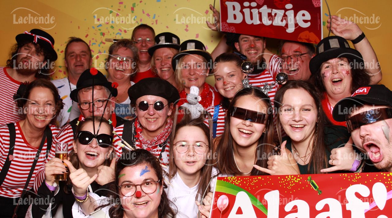 Lachende 08.02.24 17:50 Uhr - 0128