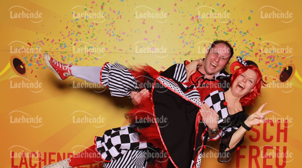 Lachende 08.02.24 18:19 Uhr - 0190