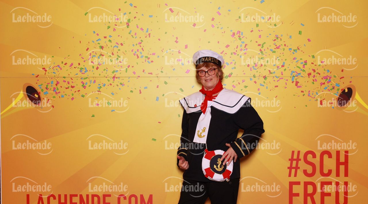 Lachende Kölnarena 28.02.2025 21:48 Uhr - 0440