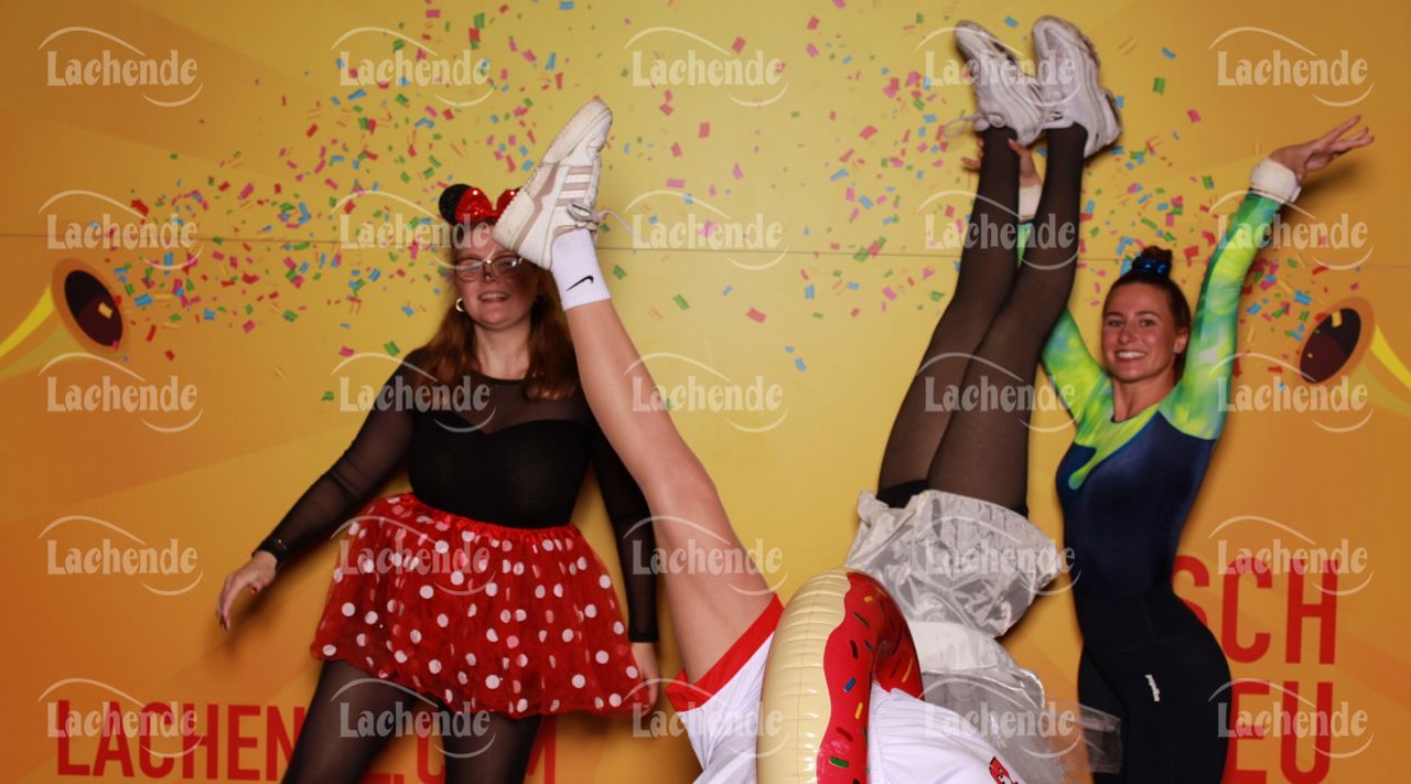 Lachende 08.02.24 19:08 Uhr - 0285