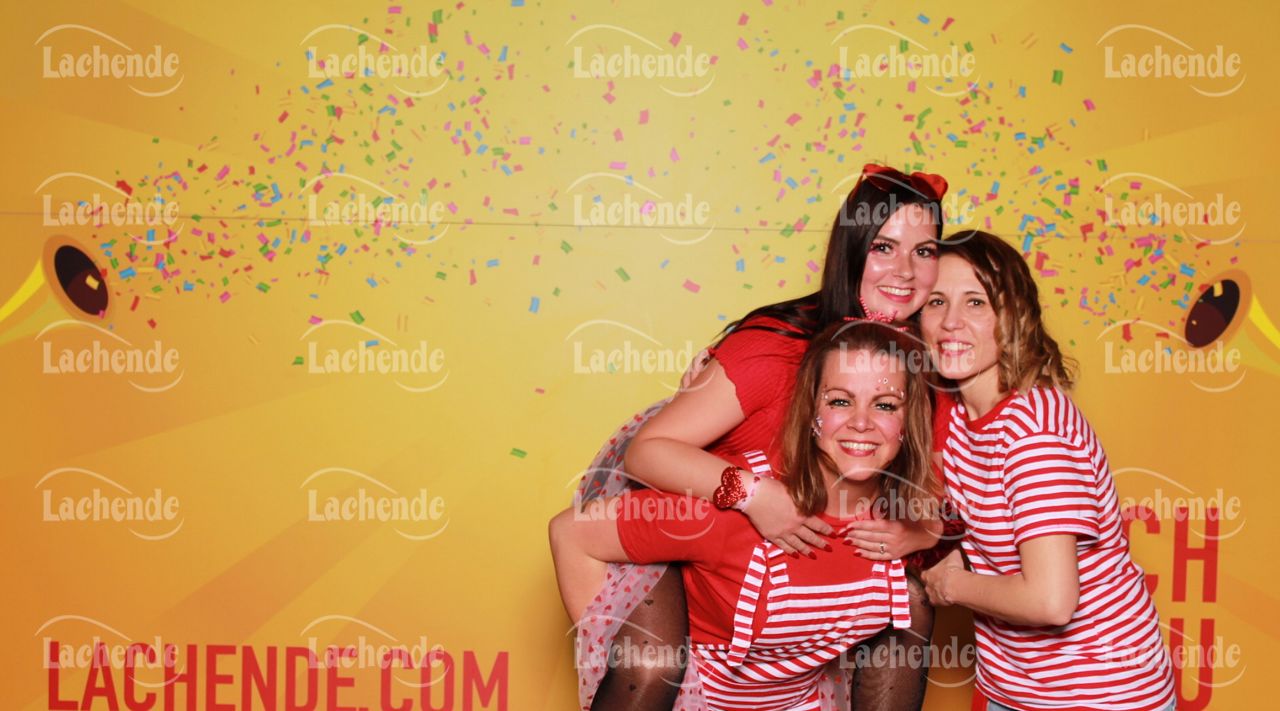 Lachende 08.02.24 18:36 Uhr - 0239