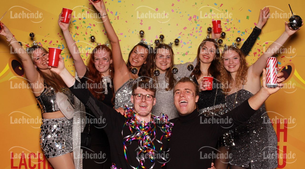 Lachende Kölnarena 10.02.24 19:16 Uhr - 0174