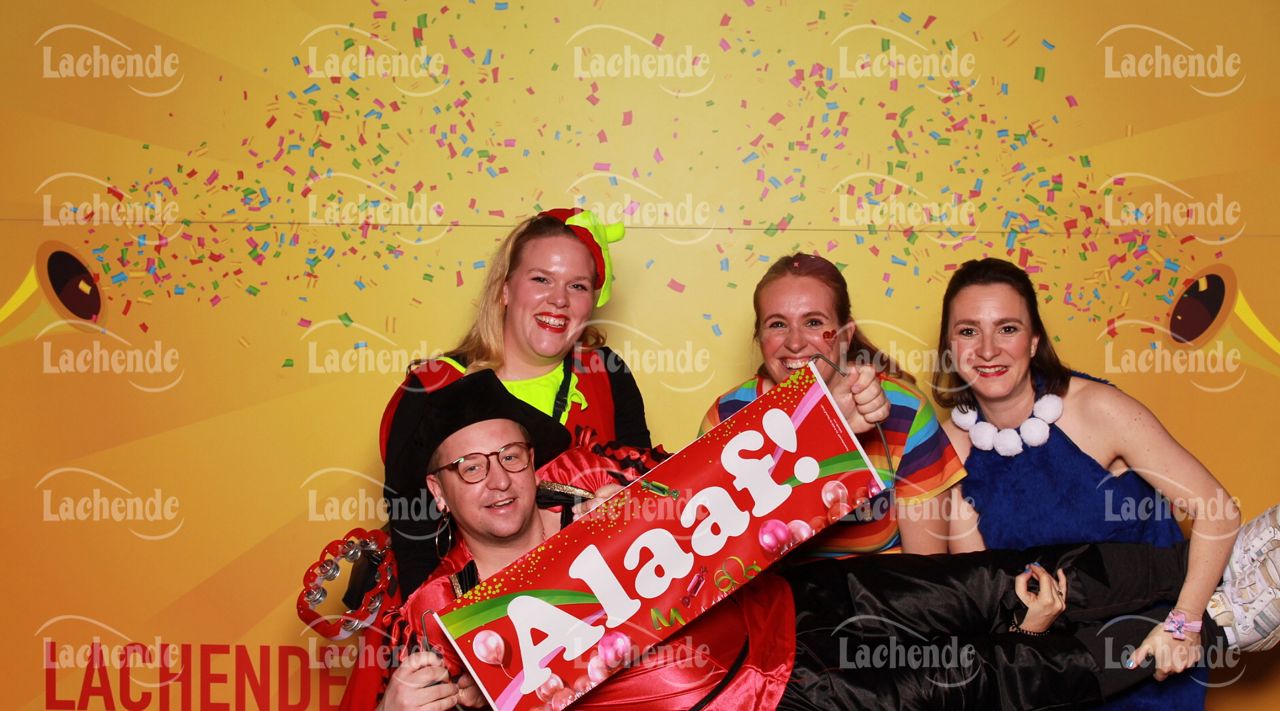 Lachende Kölnarena 10.02.24 19:32 Uhr - 0215