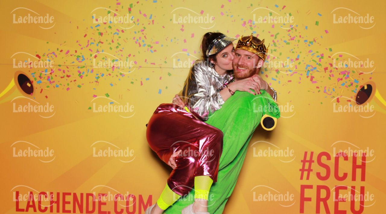 Lachende 08.02.24 20:55 Uhr - 0515