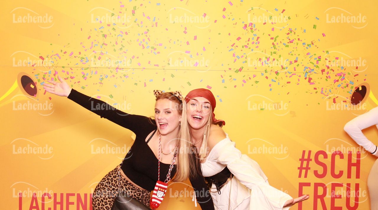 Lachende Kölnarena 09.02.2023 0549