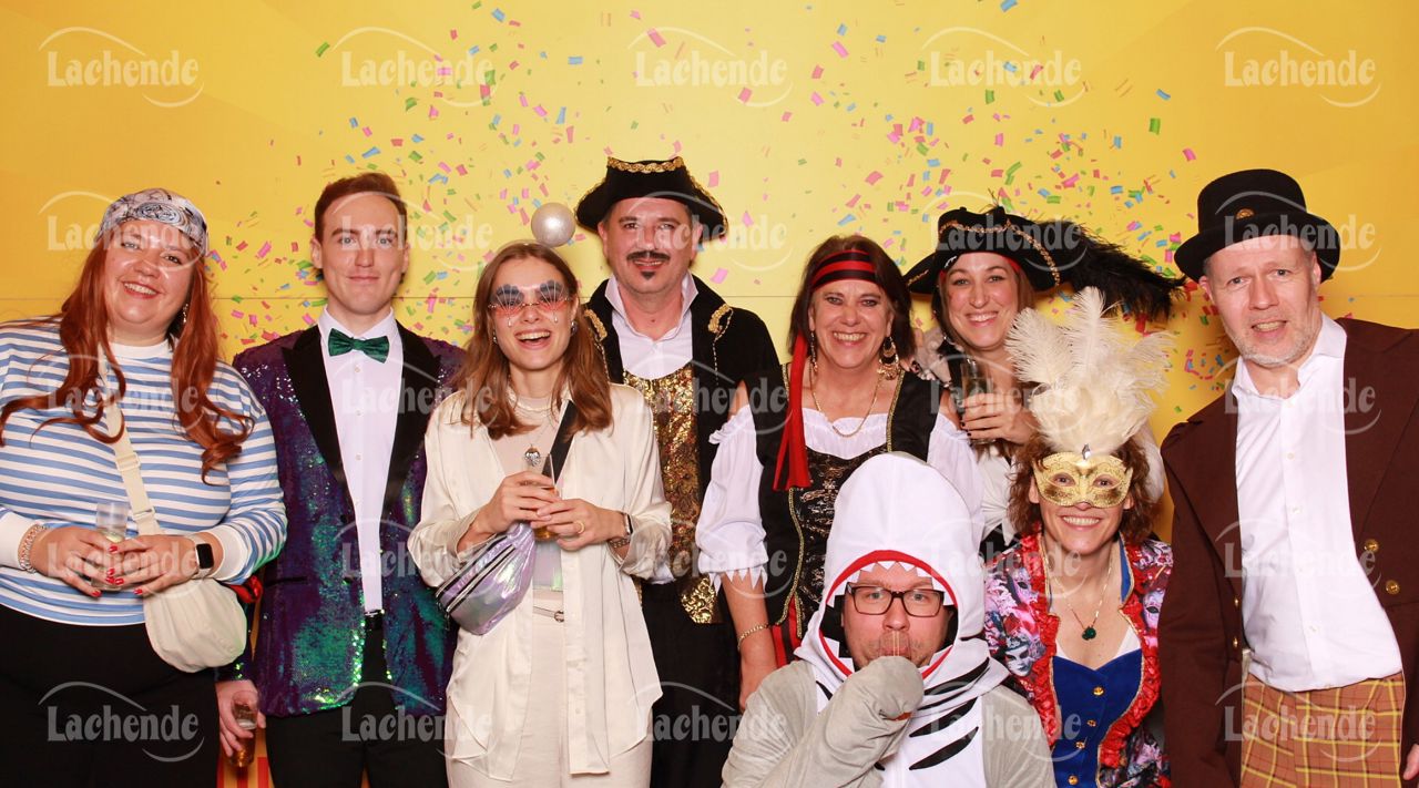 Lachende Kölnarena 28.02.2025 21:09 Uhr - 0372