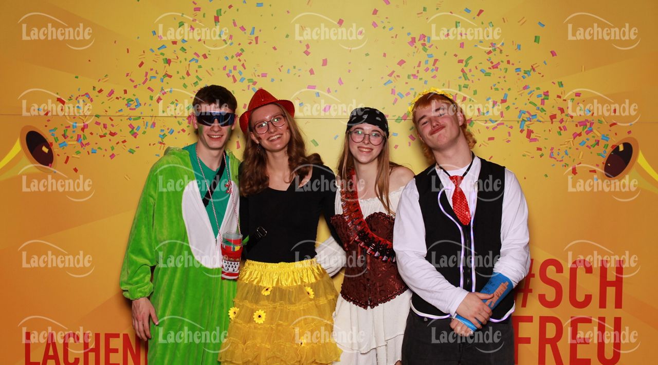 Lachende Kölnarena 09.02.24 21:20 Uhr - 0419