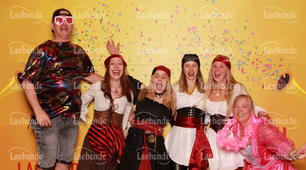 Lachende Kölnarena 01.03.2025 20:45 Uhr - 0302