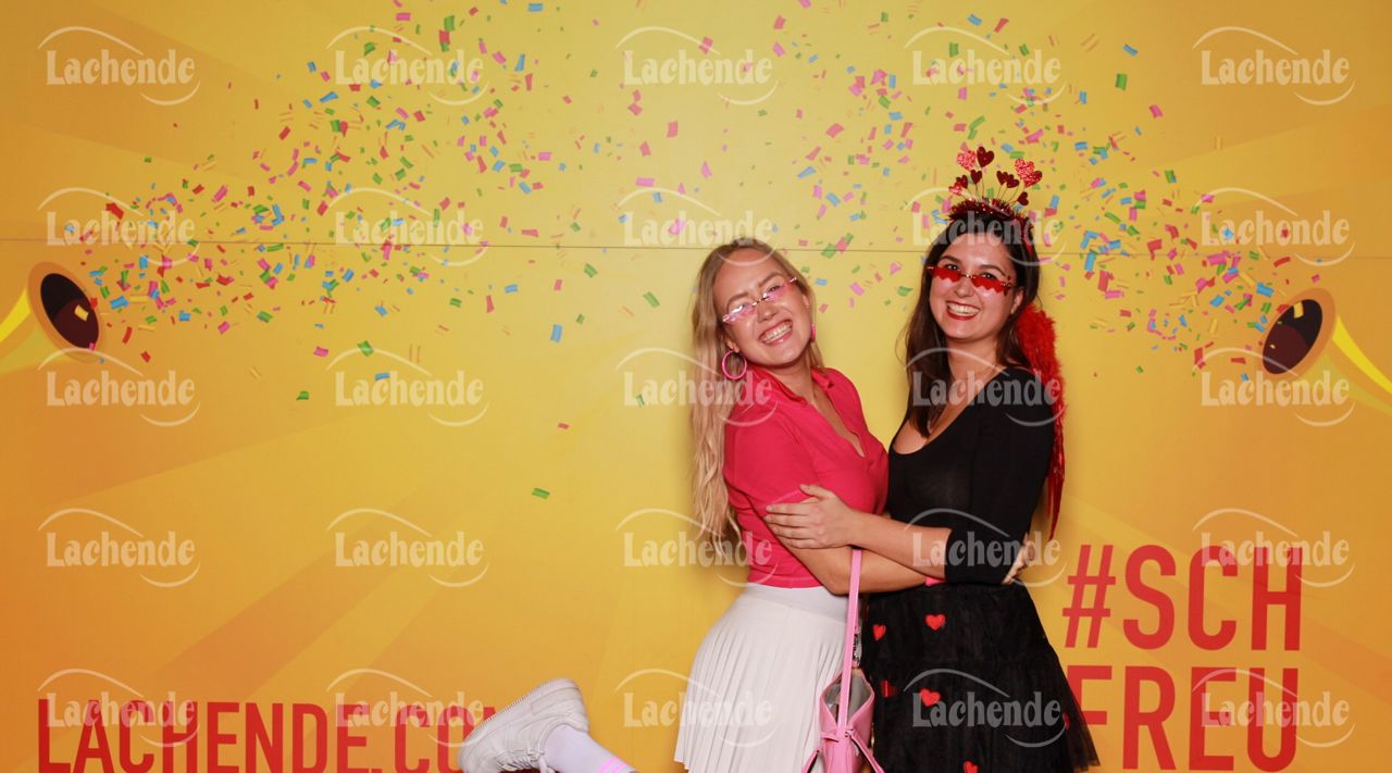 Lachende Kölnarena 11.02.24 19:25 Uhr - 0418