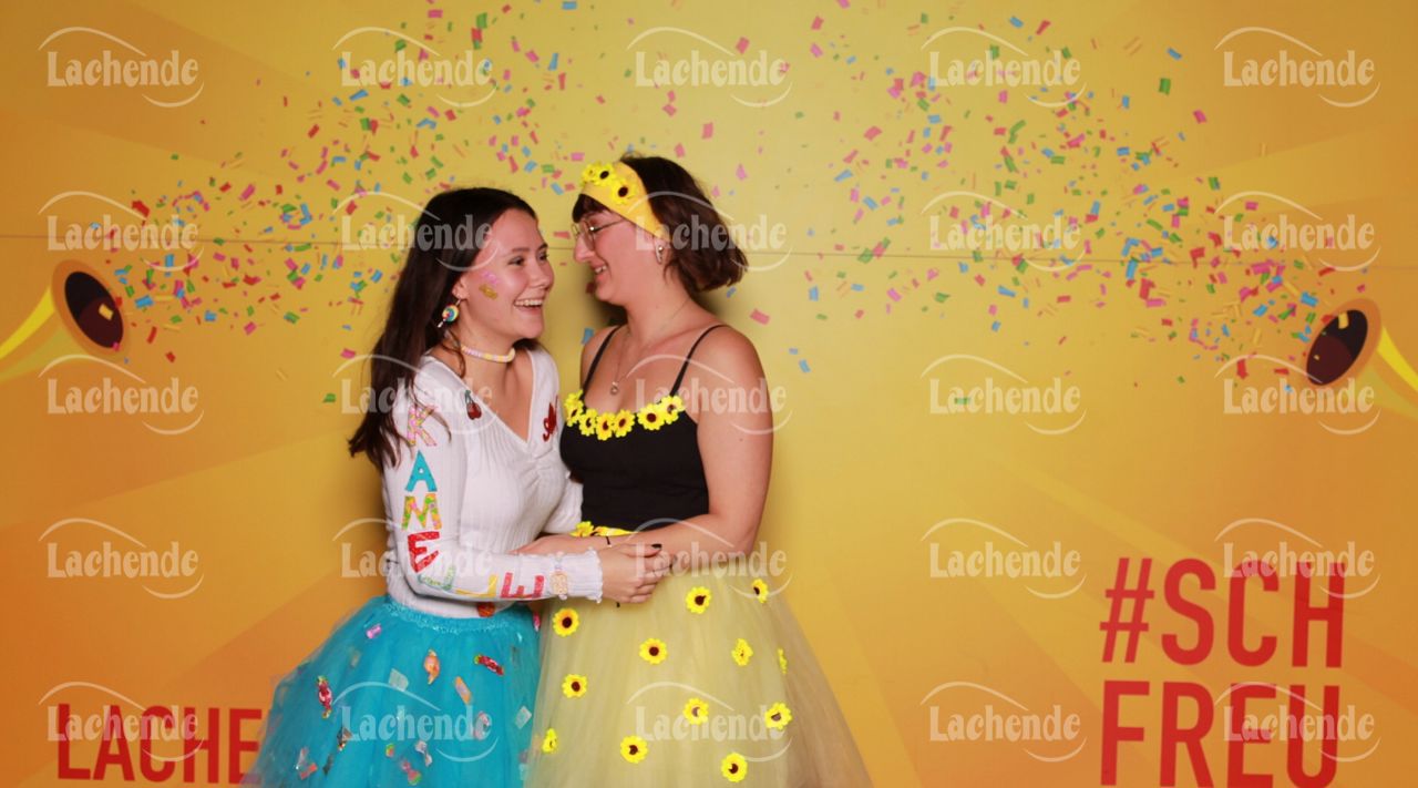 Lachende 08.02.24 19:14 Uhr - 0299