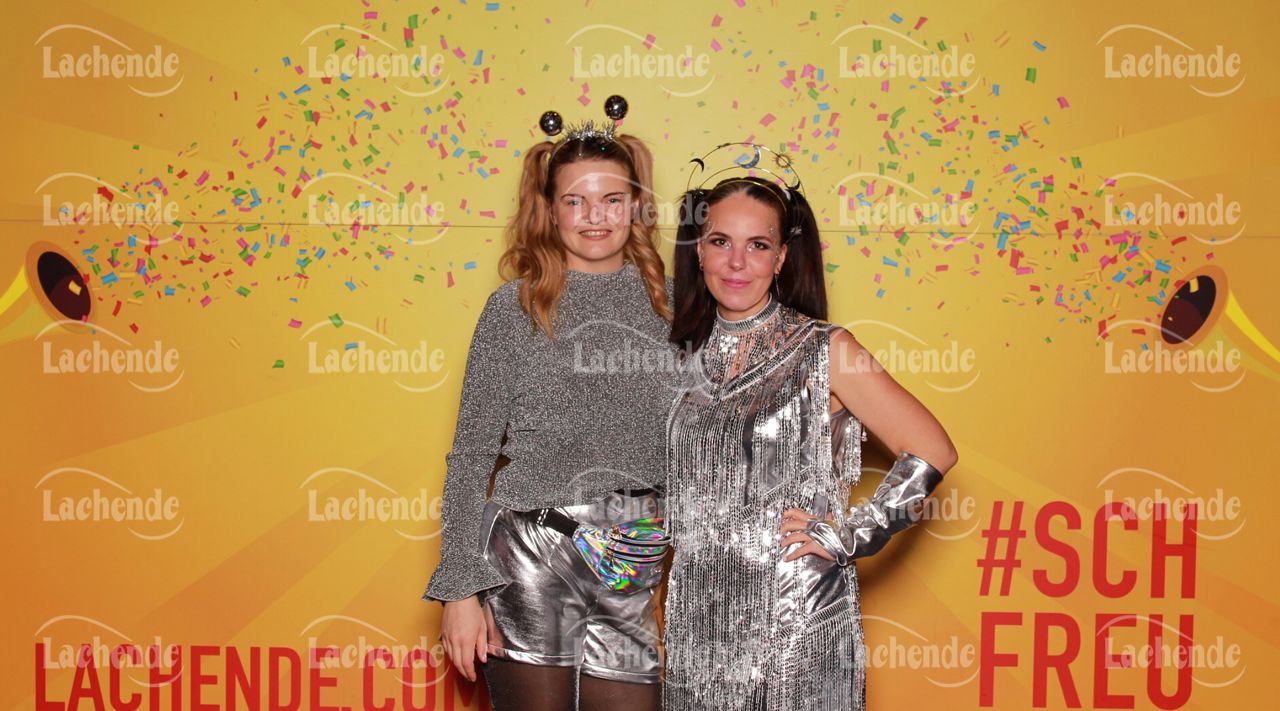 Lachende Kölnarena 11.02.24 17:31 Uhr - 0230