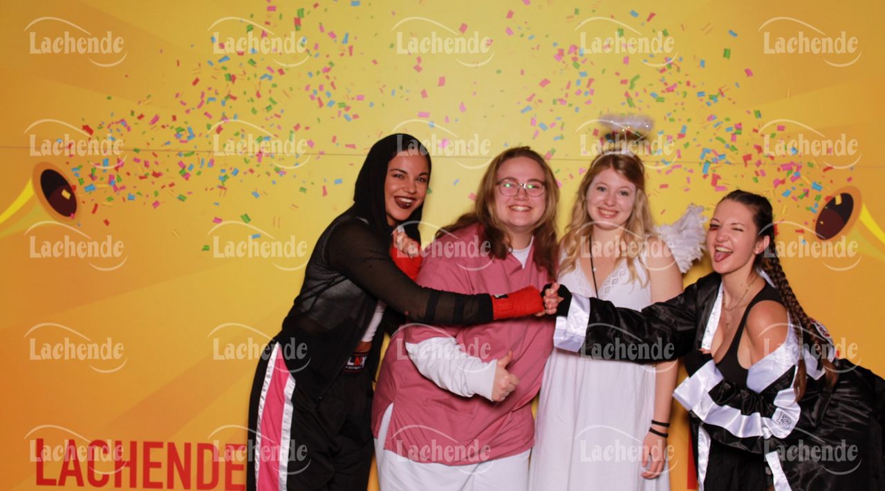 Lachende 08.02.24 20:09 Uhr - 0417