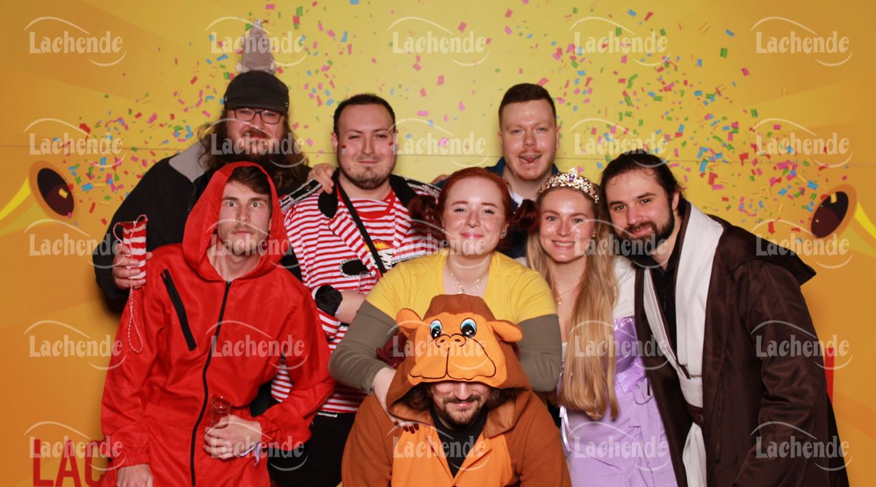 Lachende 08.02.24 18:25 Uhr - 0206