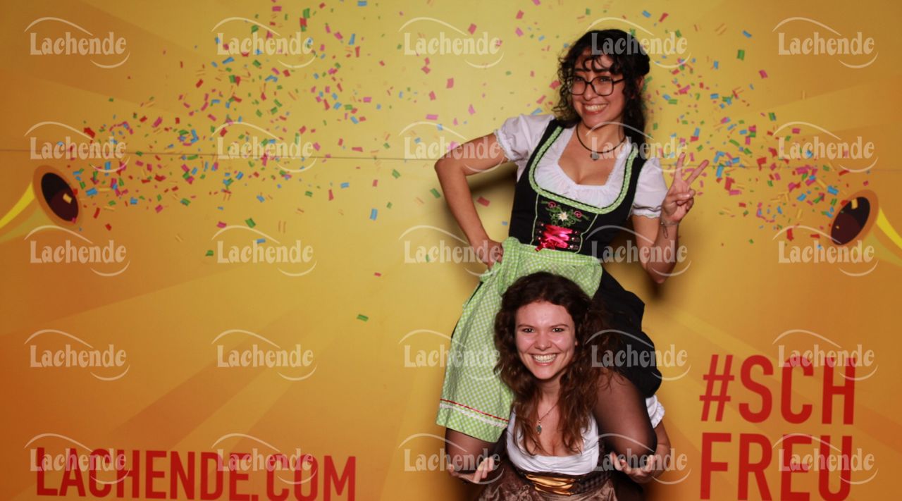 Lachende 08.02.24 20:14 Uhr - 0432