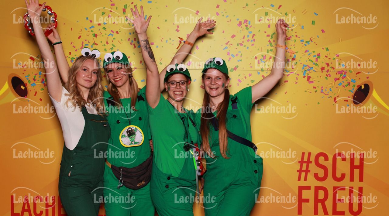 Lachende Kölnarena 11.02.24 19:35 Uhr - 0435