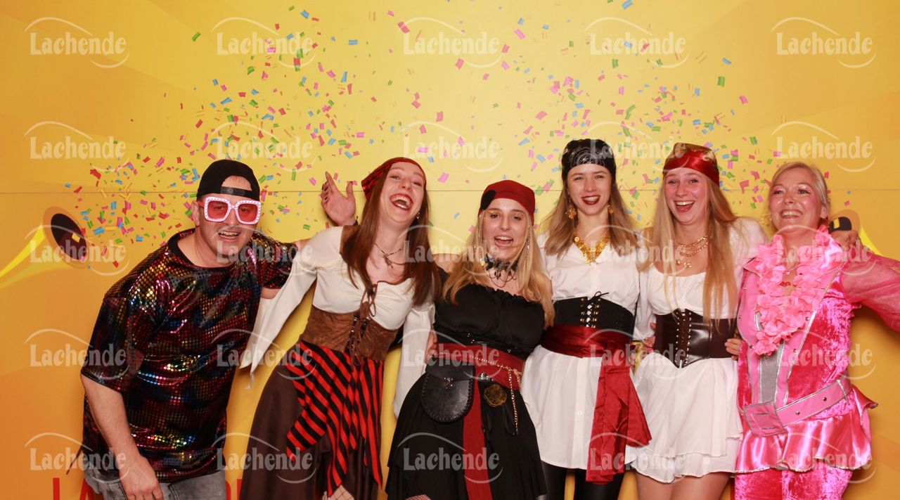 Lachende Kölnarena 01.03.2025 20:45 Uhr - 0301