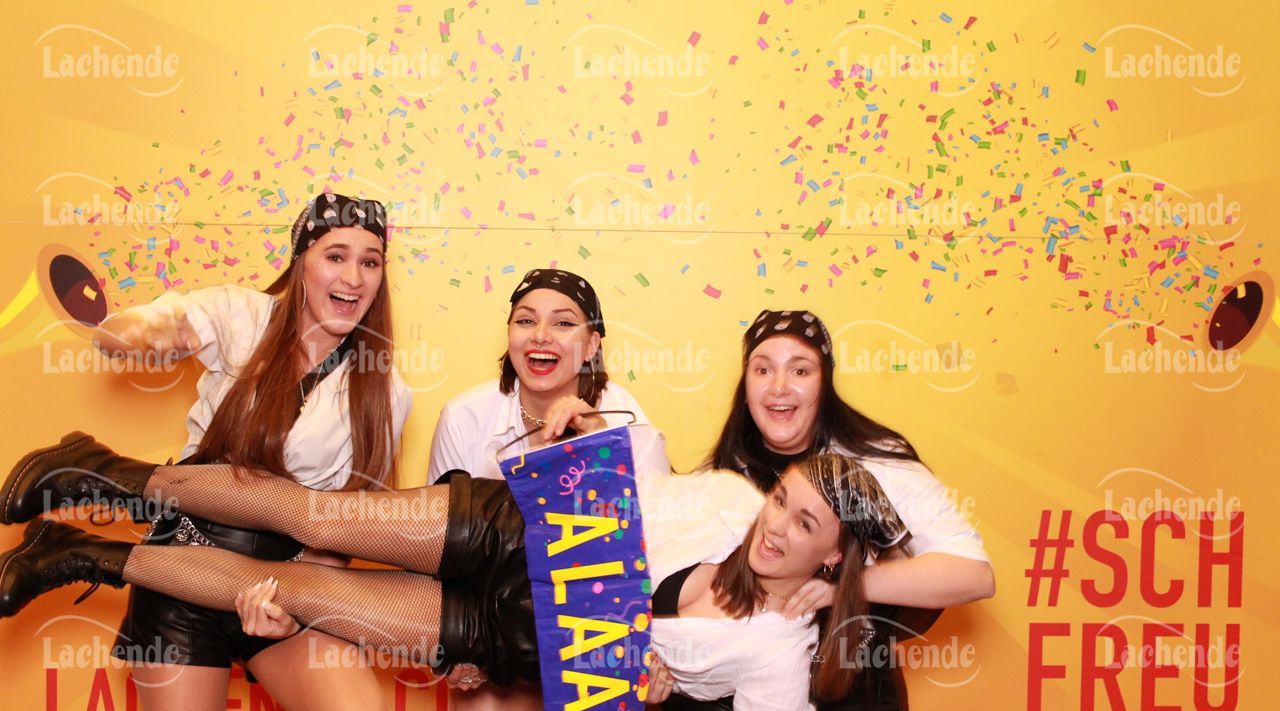 Lachende Kölnarena 12.02.2023 0492