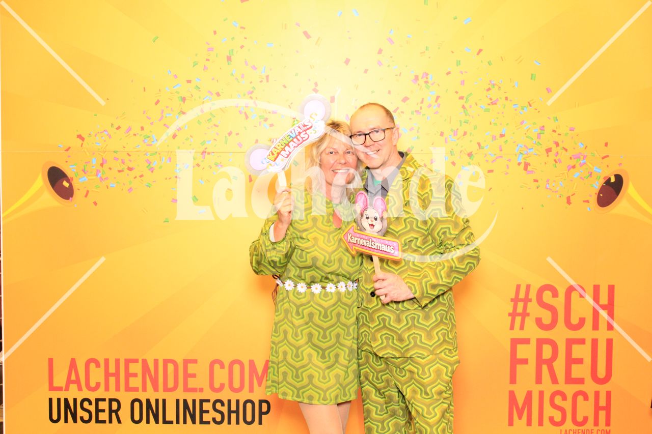 Lachende Kölnarena 06.02.2026 22:24 Uhr - 0305